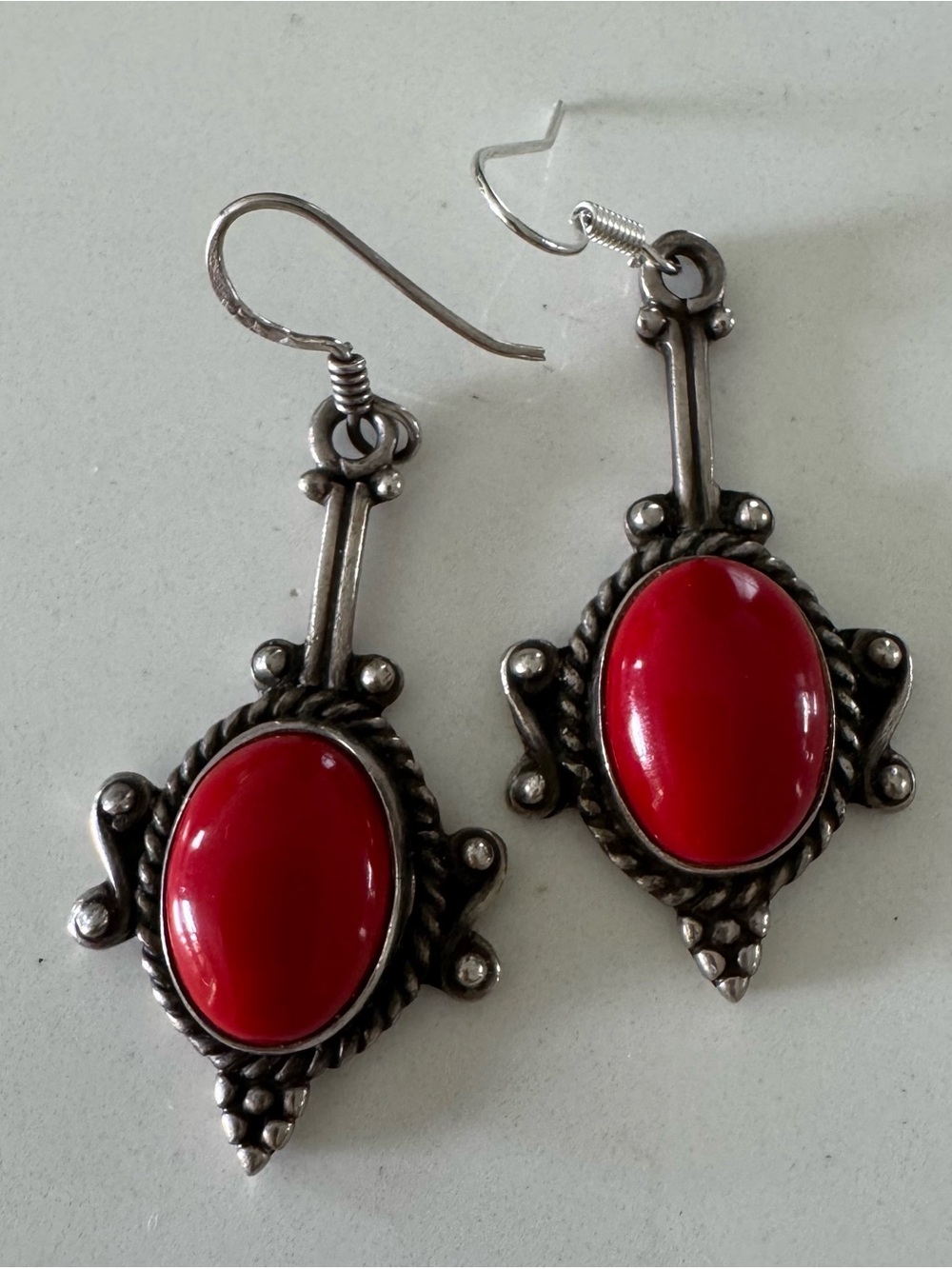 Vintage 925 Sterling Silver & Red Coral Drop Earrings